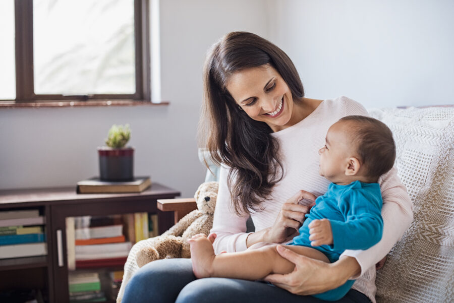 HAMİLEYKEN BOŞANMA DAVASI  AÇILABİLİR Mİ VE DOĞMAMIŞ ÇOCUĞA NAFAKA İSTENEBİLİR Mİ? 